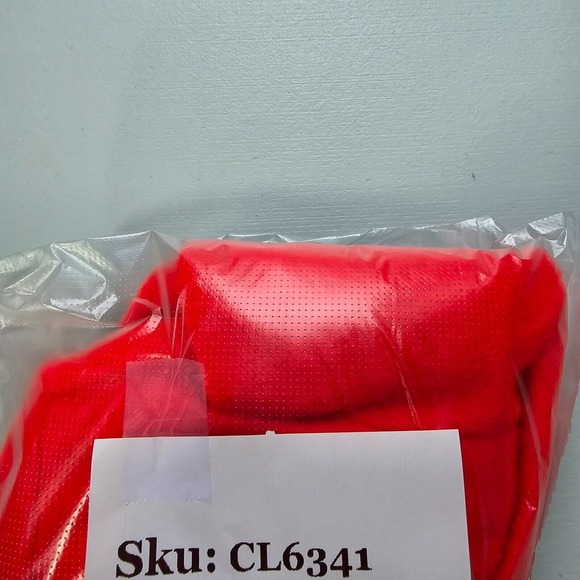 Vintage Infant Santa Sleeper Newborn Canadian Made Hooded Pajamas Holiday‎ Cozy - Picture 11 of 11